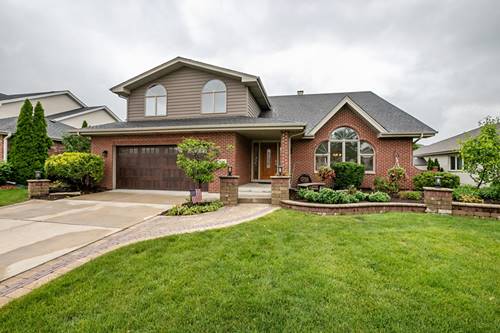 1650 Chauser, Woodridge, IL 60517
