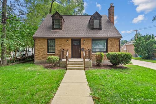 29 S Weston, Elgin, IL 60123
