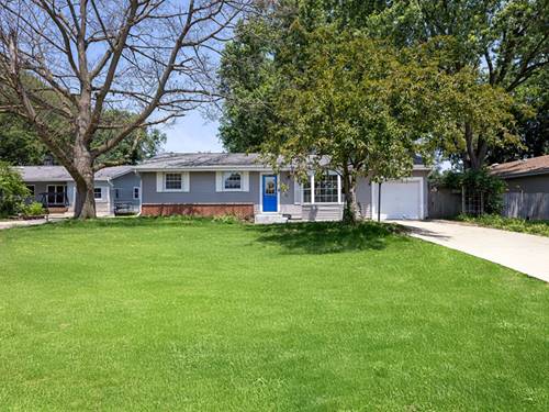 261 Arrowhead, Carol Stream, IL 60188