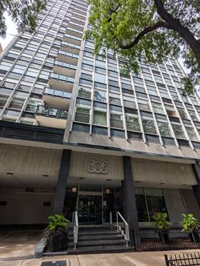 30 E Elm Unit 4E, Chicago, IL 60611