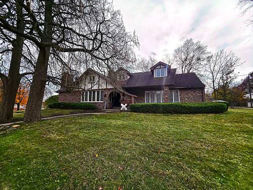 2100 Edina, Zion, IL 60099