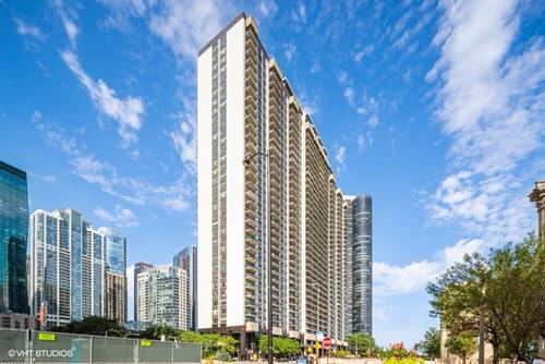 400 E Randolph Unit 3527, Chicago, IL 60601