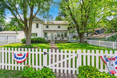 434 Lake, Woodstock, IL 60098