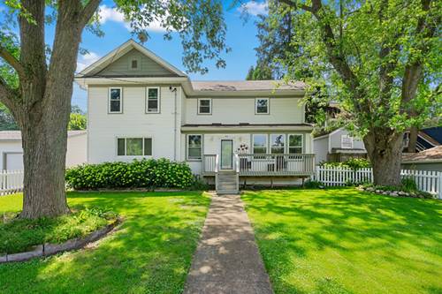 434 Lake, Woodstock, IL 60098
