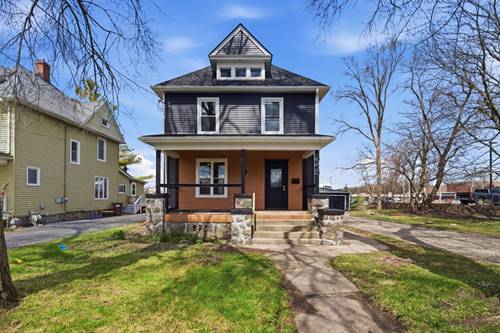 645 E Calhoun, Woodstock, IL 60098