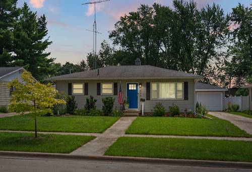 406 Kishwaukee, Sycamore, IL 60178