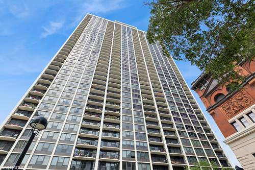 1560 N Sandburg Unit 2105, Chicago, IL 60610