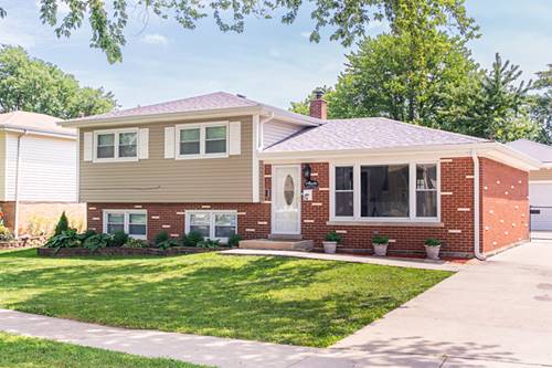 7 N Lincoln, Addison, IL 60101