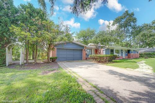 2411 Fontana, Glenview, IL 60025