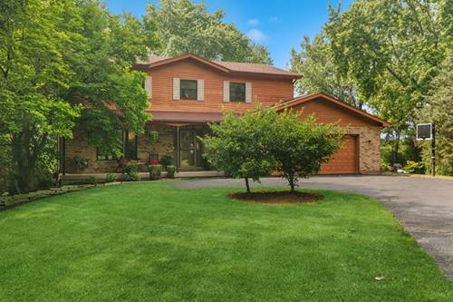 37 Wychwood, South Barrington, IL 60010