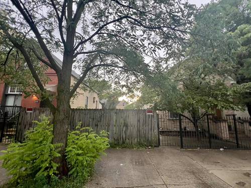 1118 N California, Chicago, IL 60622