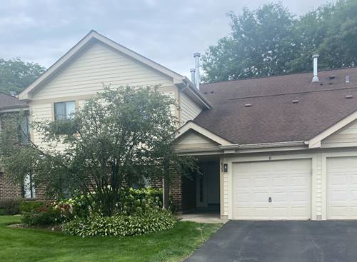 823 E Coach Unit 8, Palatine, IL 60074