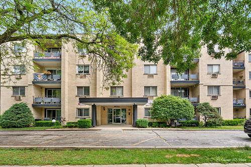 1340 W Touhy Unit 106, Chicago, IL 60626