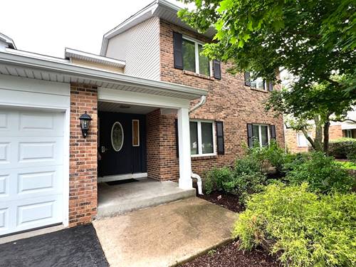 630 Zaininger Unit D, Naperville, IL 60563