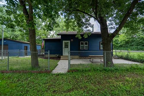 42782 N Lake, Antioch, IL 60002