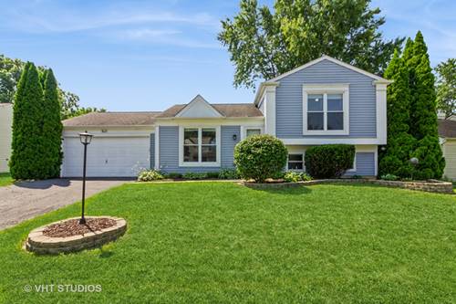 1621 St Andrews, Elgin, IL 60123