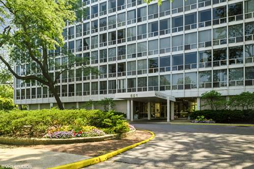 601 E 32nd Unit 801, Chicago, IL 60616