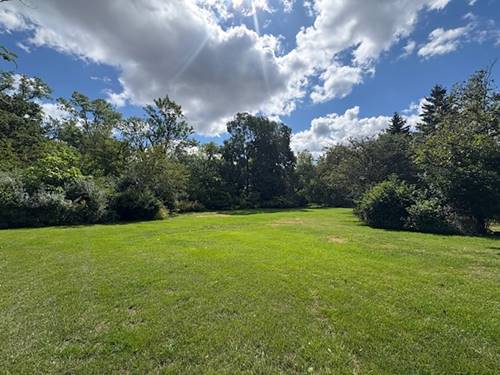 1119 Longvalley, Glenview, IL 60025