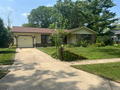 1060 Warwick, Elk Grove Village, IL 60007