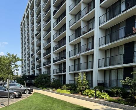 2015 S Finley Unit 903, Lombard, IL 60148
