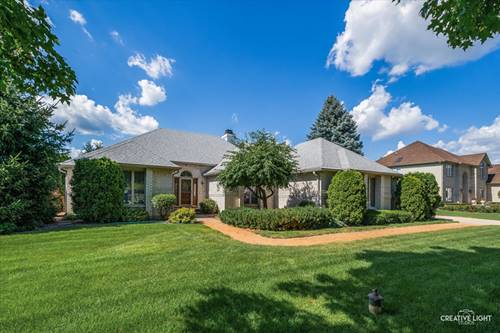 63 N Royal Oaks, Bristol, IL 60512