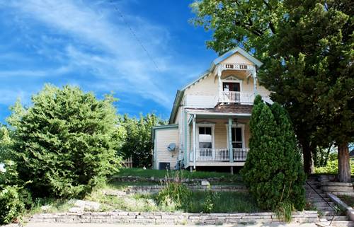 472 Division, Elgin, IL 60120