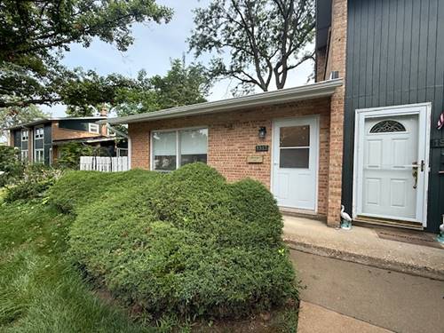 1913 Willow Hill Unit 1, Northfield, IL 60093