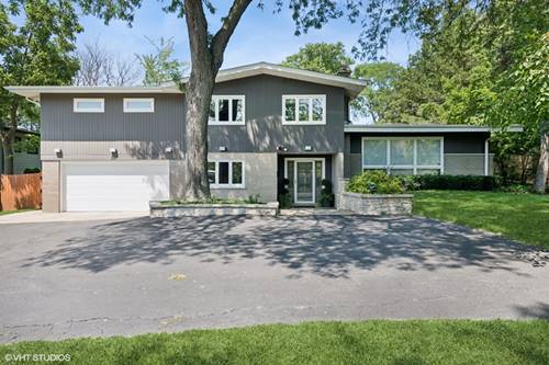 551 Dundee, Glencoe, IL 60022