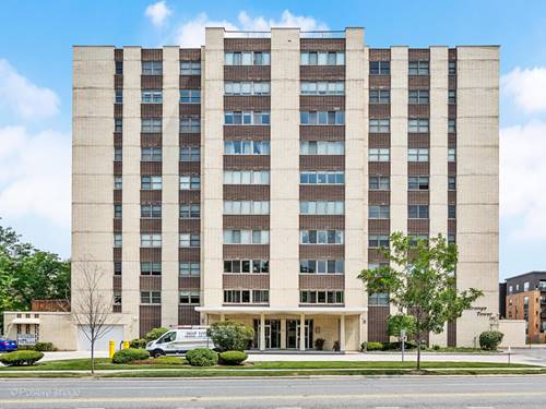 141 N La Grange Unit 905, La Grange, IL 60525