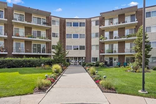 5540 Walnut Unit 26A, Downers Grove, IL 60515