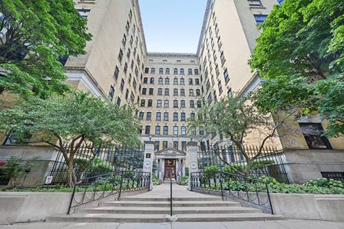 559 W Surf Unit 205, Chicago, IL 60657