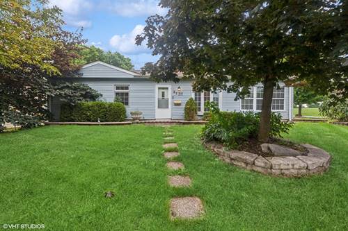 27 Ridge, Streamwood, IL 60107