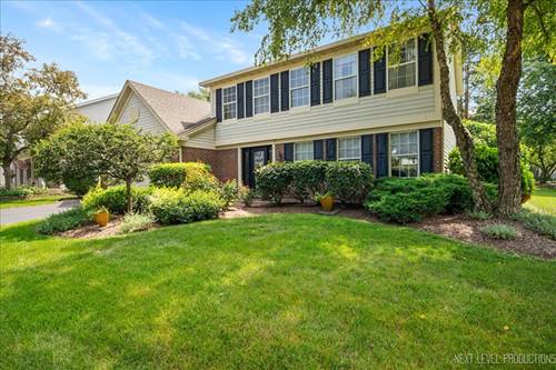 1439 Huntcliff, Bartlett, IL 60103