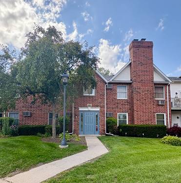 1305 Cunat Unit 2B, Lake In The Hills, IL 60156