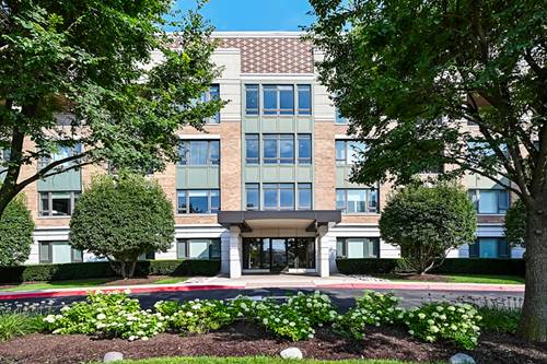 1000 Village Center Unit 113, Burr Ridge, IL 60527