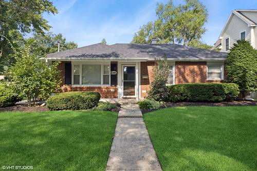 132 Mohawk, Clarendon Hills, IL 60514