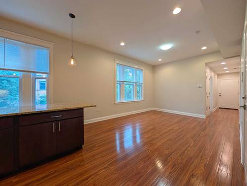 2048 W Evergreen Unit 3, Chicago, IL 60622
