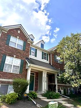 172 N East River Unit K, Des Plaines, IL 60016