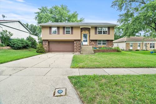 804 Bussey, Streamwood, IL 60107