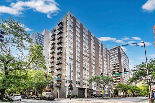 3033 N Sheridan Unit 310, Chicago, IL 60657