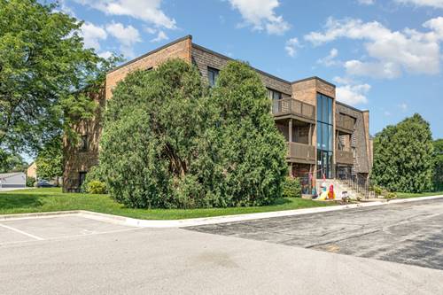 1440 Stonebridge Unit J10, Wheaton, IL 60189