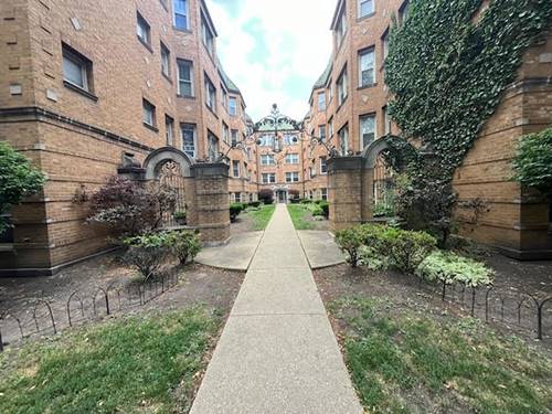 854 Washington Unit 3, Oak Park, IL 60302