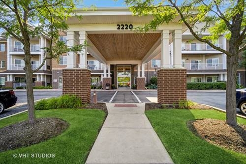 2220 Founders Unit P102, Northbrook, IL 60062