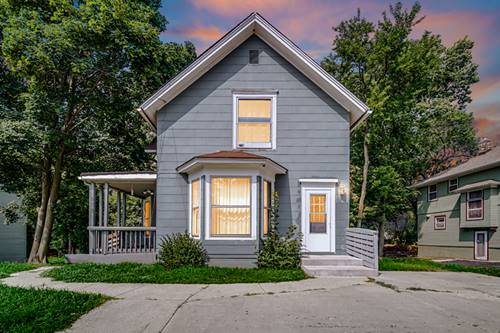 518 Raymond, Elgin, IL 60120
