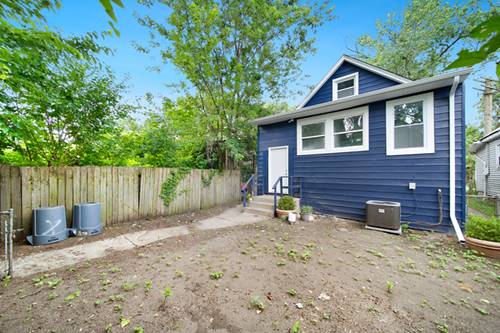 7652 1/2 S Coles, Chicago, IL 60649