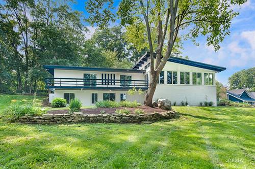 1022 Beau Brummel, Sleepy Hollow, IL 60118