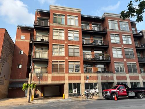 3260 N Clark Unit 306, Chicago, IL 60657