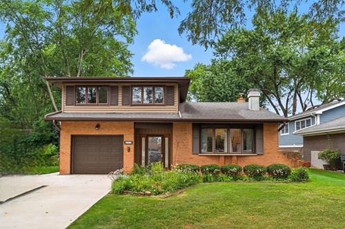 826 S Roosevelt, Arlington Heights, IL 60005