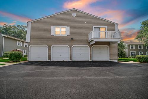 1422 Woodcutter Unit D, Wheaton, IL 60189