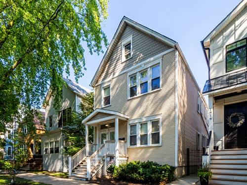 1920 W School, Chicago, IL 60657